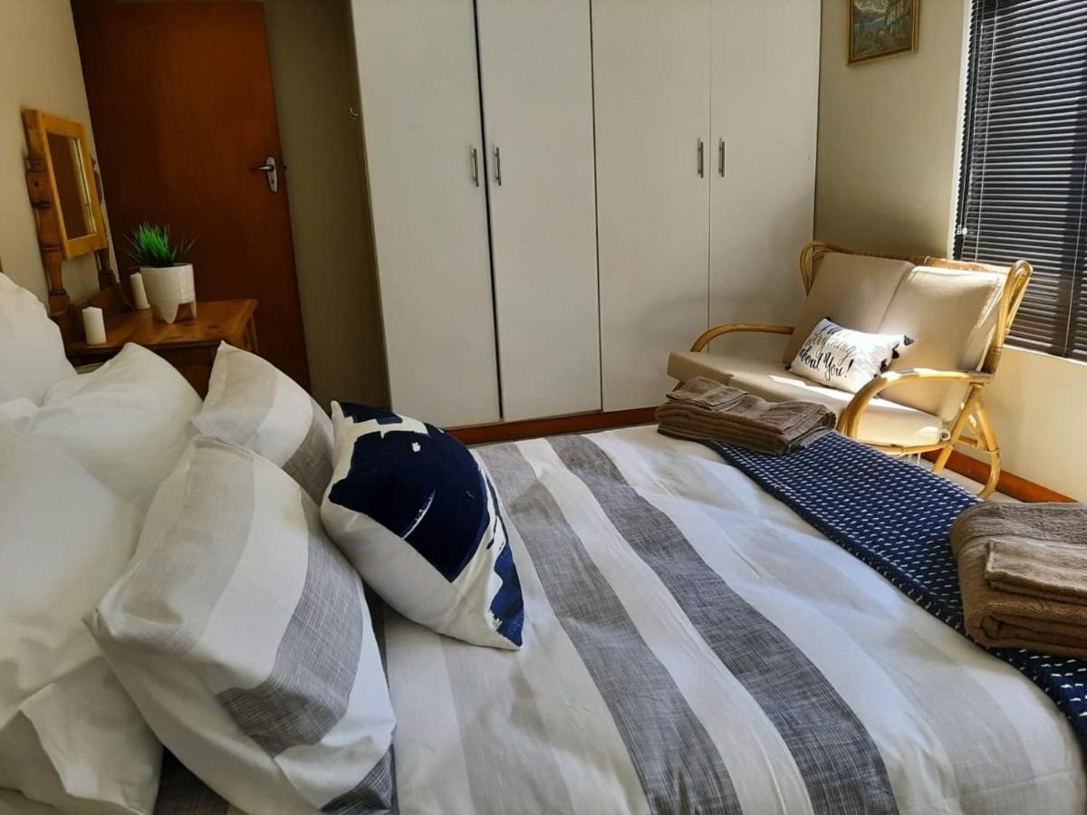 乔治Robins Rest公寓 外观 照片